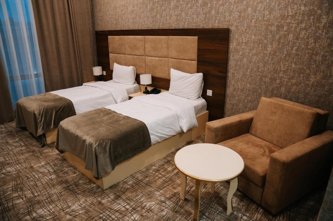 באקו The Clocktower Hotel מראה חיצוני תמונה