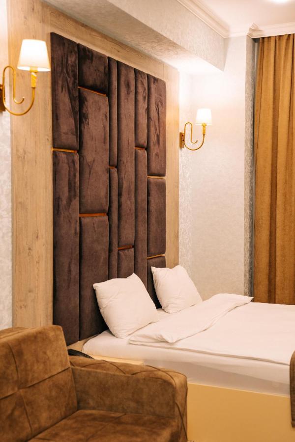 באקו The Clocktower Hotel מראה חיצוני תמונה