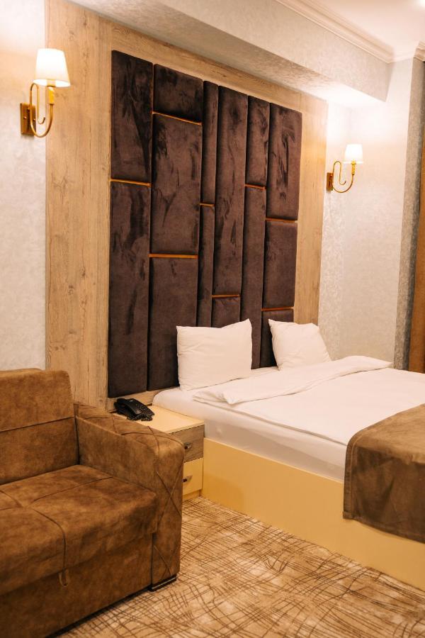 באקו The Clocktower Hotel מראה חיצוני תמונה