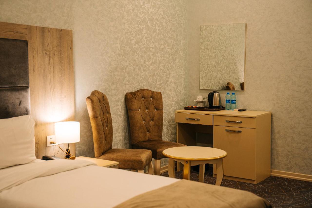 באקו The Clocktower Hotel מראה חיצוני תמונה